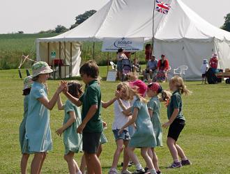 Country dancing1