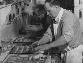 Pre 1980s. Albert Ashfield Fress. Bakery in Church Street .He also ran a catering business. He baked 500 600 loaves a day and made deliveries to other villages.