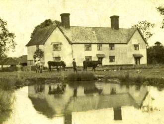 Fressingfield Hall. A 17th. century building.